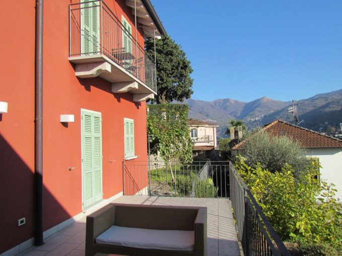 il terrazzo al piano del soggiorno