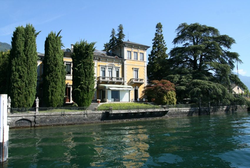 Dongo Villa fronte lago in affitto