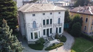 villa casa bianca como