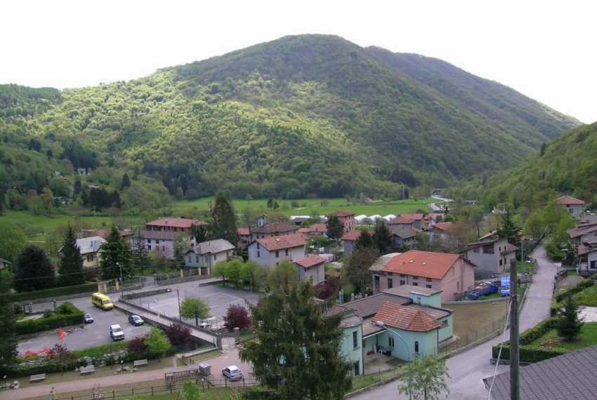 Il Castello di Barni 5 veduta sulla valle