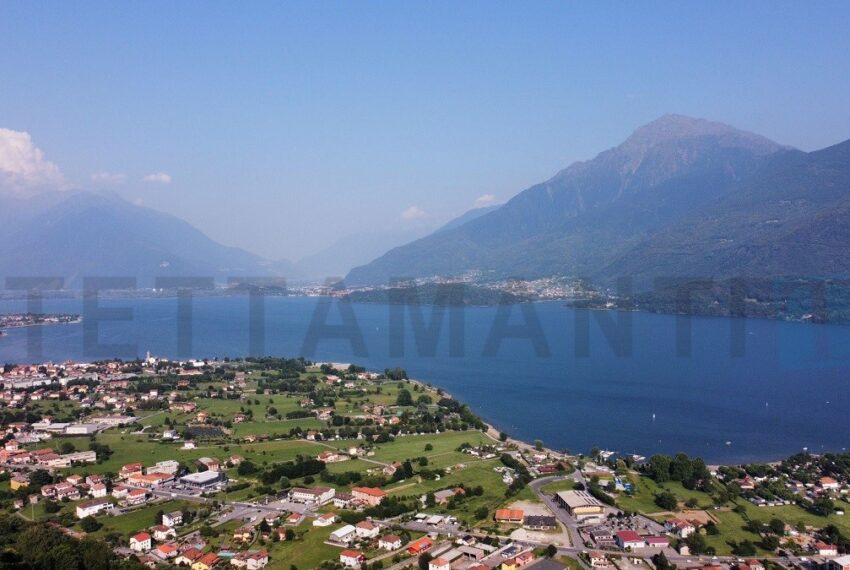 lago di Como prestigiosa villa in vendita