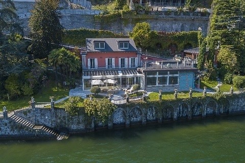 Brienno Villa moderna in vendita