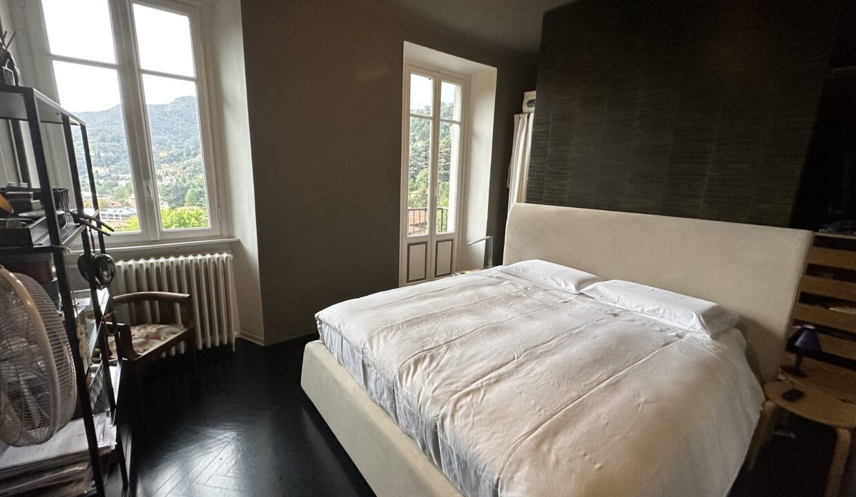 Como villa vista lago in vendita