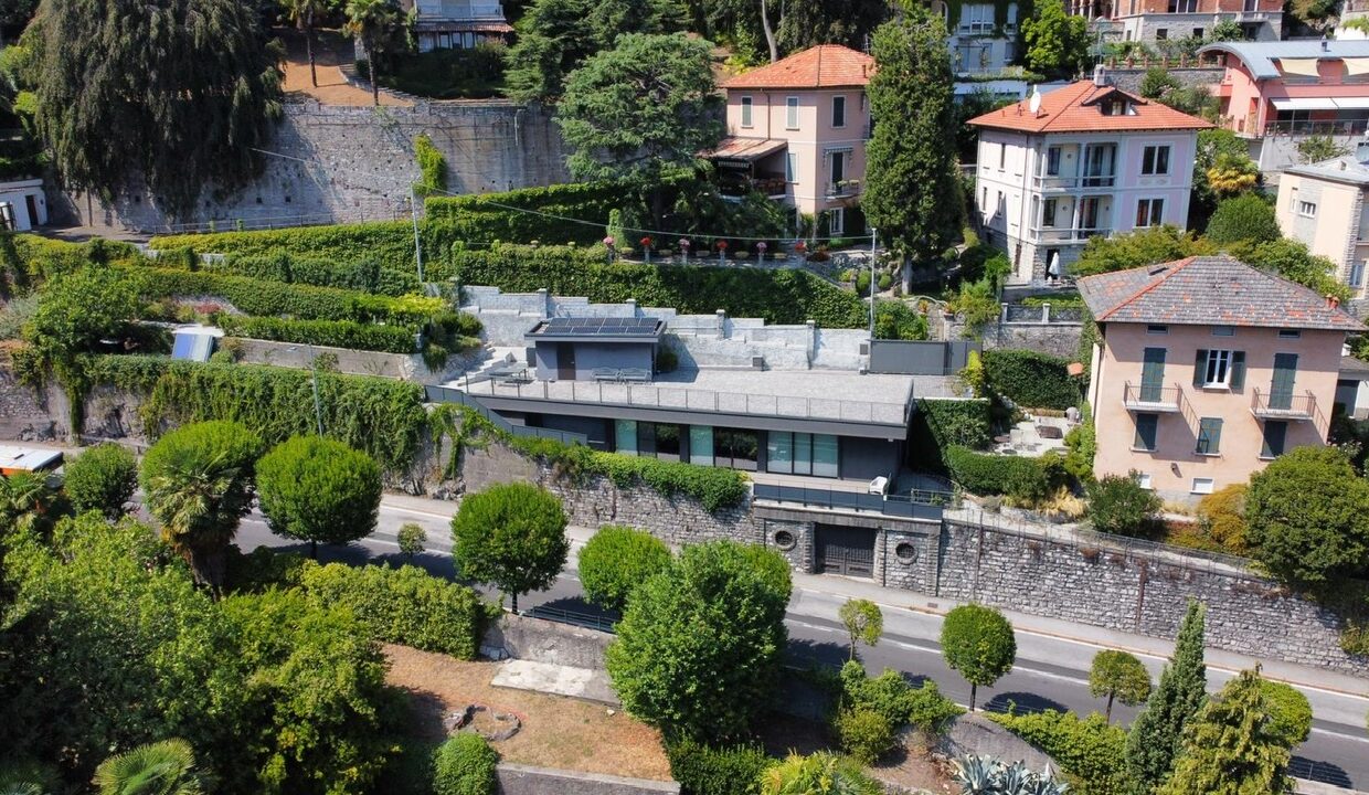 Como villa vista lago in vendita
