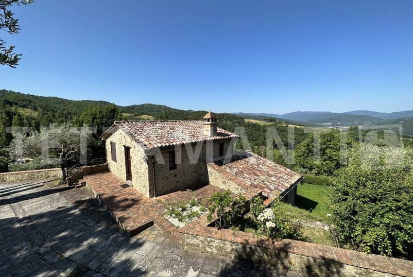 umbria villa con piscina e tennis