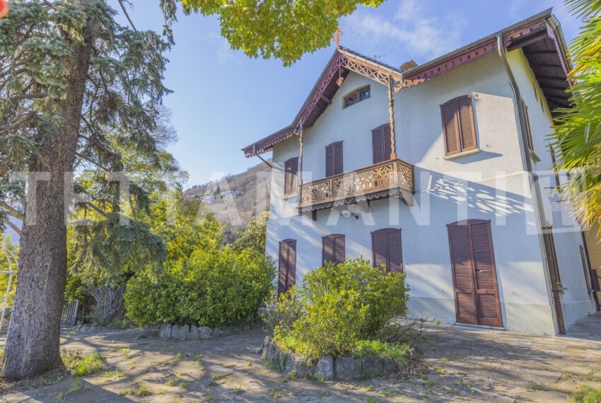 LAKE MAGGIORE VENDITA VILLA