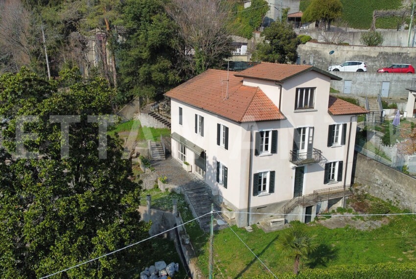 villa cernobbio vendita con giardino