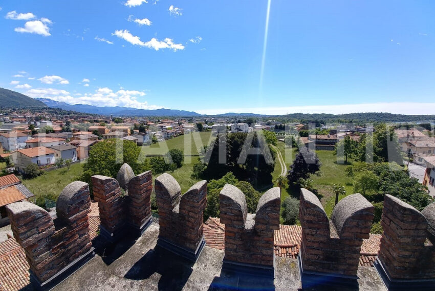 VILLA STORICA CON VISTA ERBA