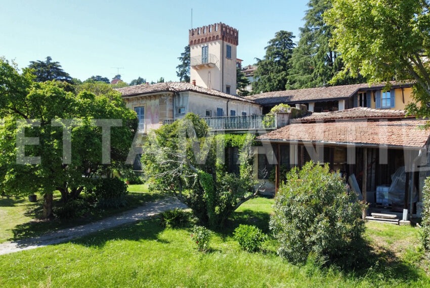 villa parco giardino vendita lecco