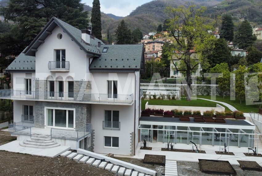 CERNOBBIO VILLA CON PARCO SPA E PISCINA