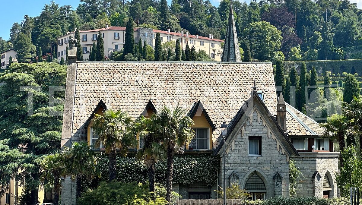 Bellagio porzione di villa gotica