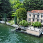 VILLA FRONTELAGO LENNO LAGO DI COMO IN VENDITA