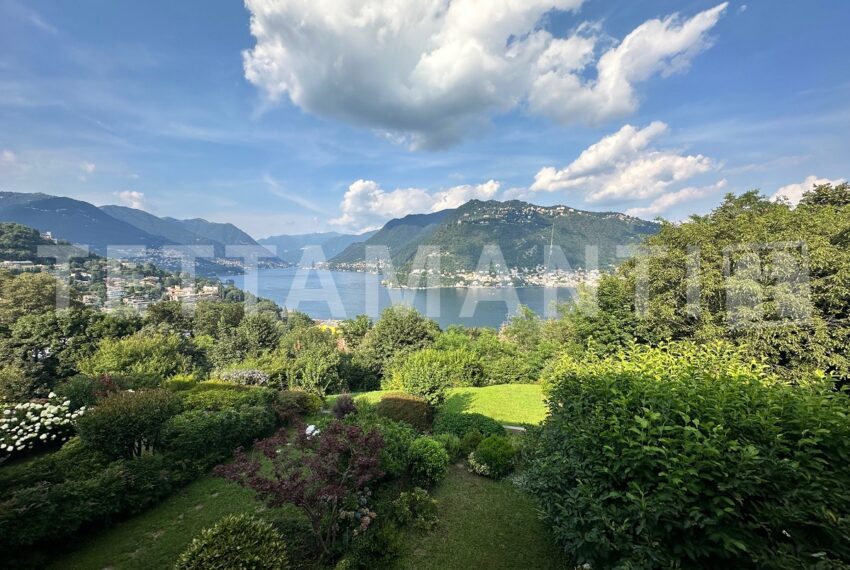 vista lago villa como