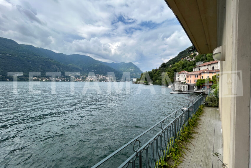 como villa lago vendita