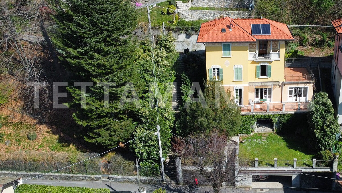 villa storica brunate como