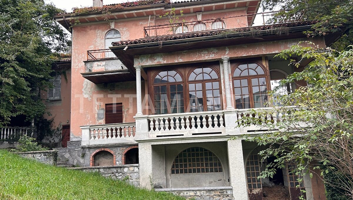 villa signorile provincia di como