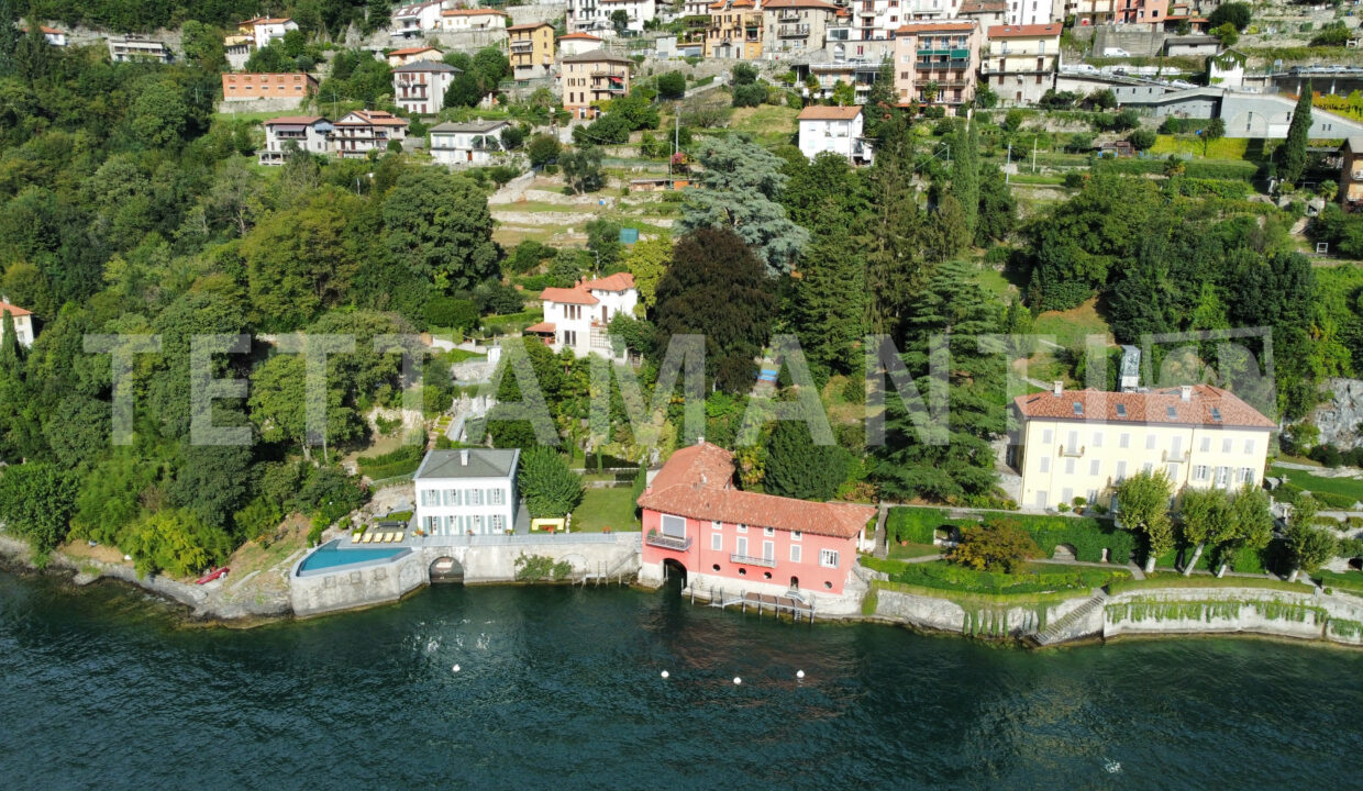 lago di como villa pieds dans l'eaux in vendita