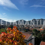 Como trilocale in vendita
