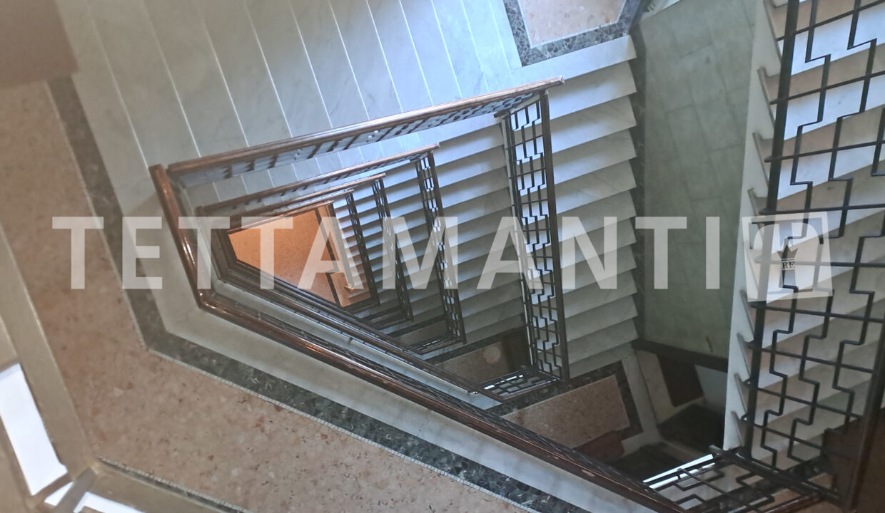 Milano elegante appartamento in vendita
