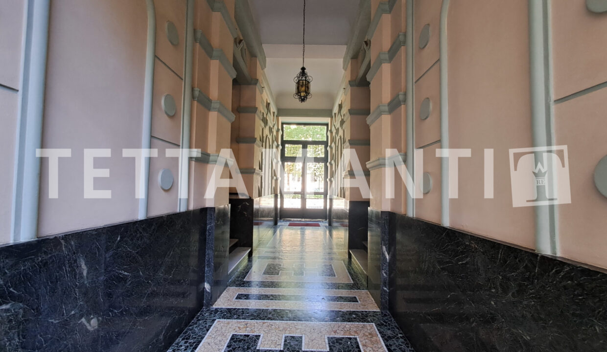 Milano elegante appartamento in vendita