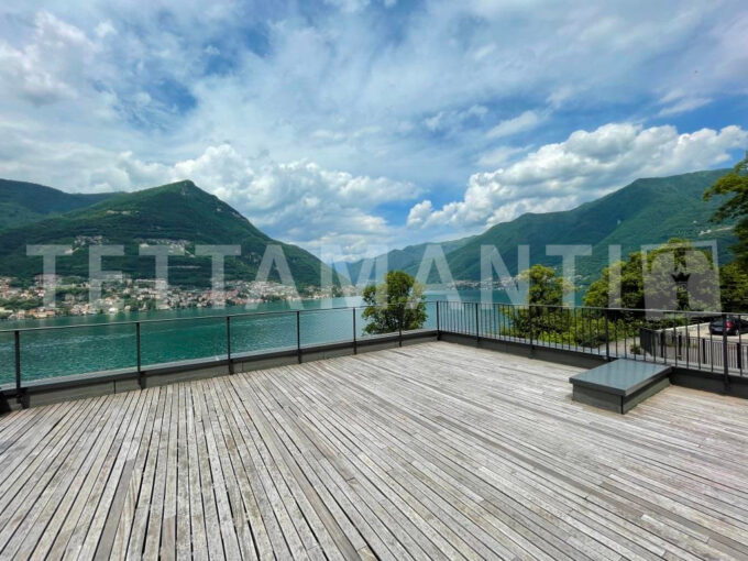 Villa Moderna con Vista Lago a Torno