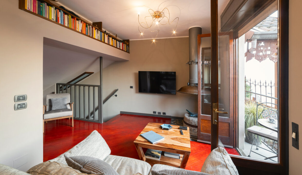 villa varenna fiumelatte14