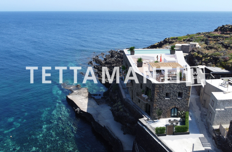 Pantelleria: esclusiva residenza fronte mare