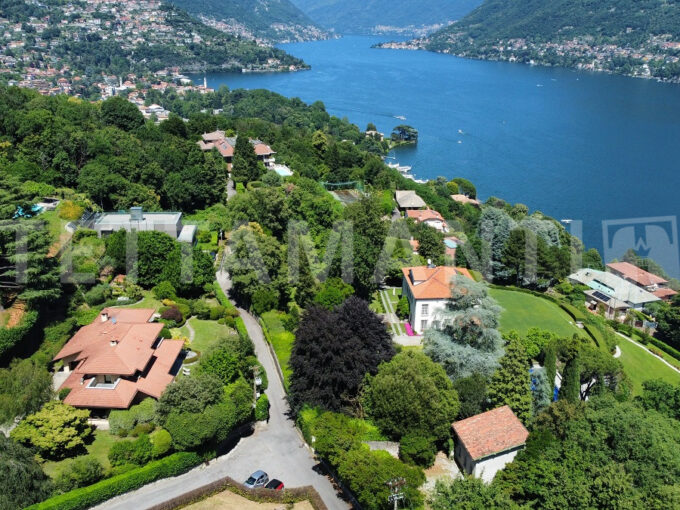 Como Villa vista lago