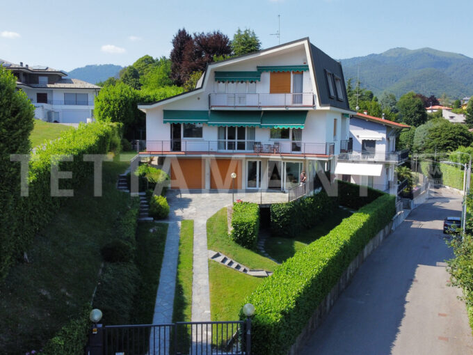 Villa in vendita Montorfano