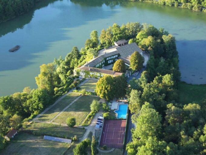 Francia resort alberghiero
