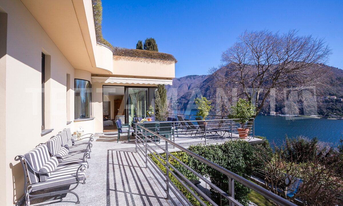 Villa vista lago Como