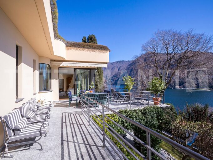 Villa vista lago Como